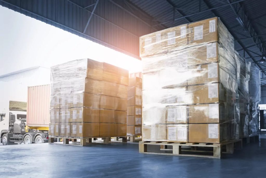 What is Door-to-Door Shipping and How Does it Work?